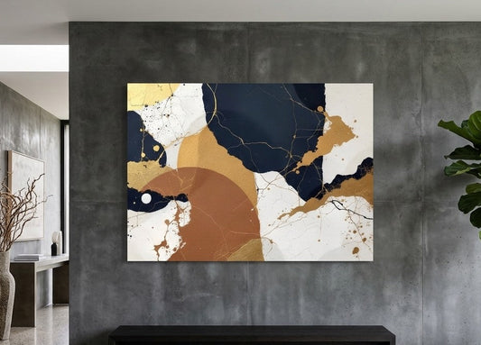 Œuvre abstraite noir blanc et or intégrée dans un salon contemporain chic création exclusive Iconik-Art
