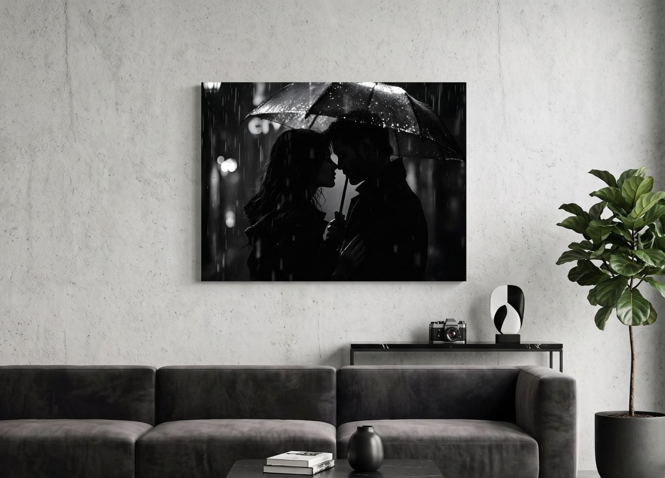 Décoration murale noir et blanc avec silhouettes de couple sous la pluie et lumière urbaine
