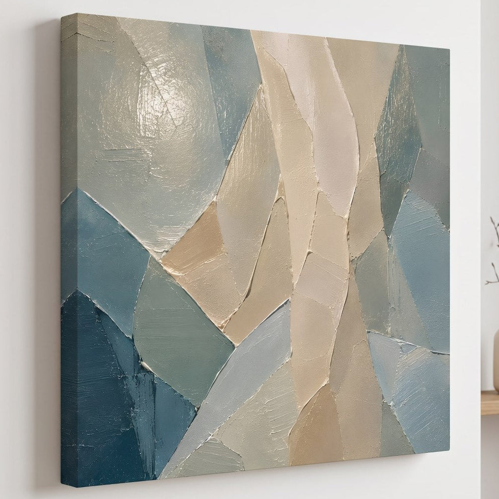 Tableau texturé bleu, sable et blanc cassé Éclats Minéraux en vue rapprochée
