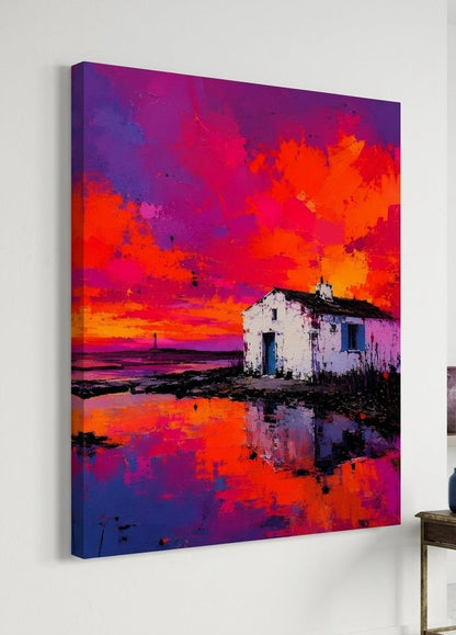 Peinture de paysage côtier moderne avec maison blanche, phare lointain et étendue d'eau reflétant un ciel flamboyant aux nuances orange, magenta et violet dans une composition expressive riche en textures.
