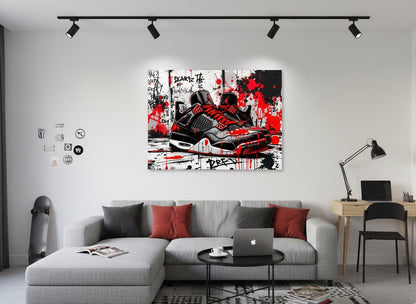 Tableau sneakers street art en situation dans un intérieur moderne
