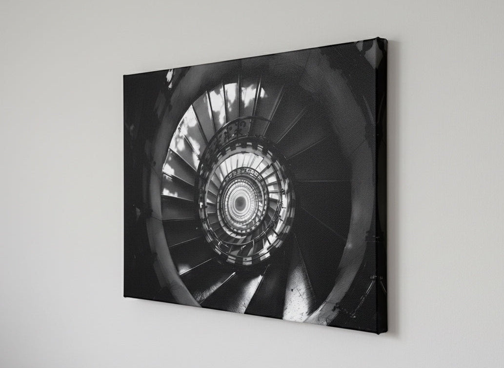 Tableau photographique noir et blanc architecture spirale
