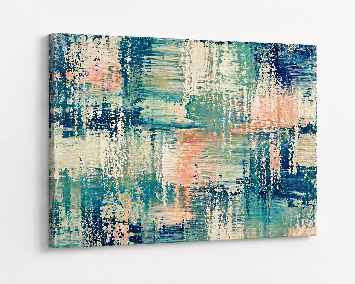 Décoration murale abstraite texturée avec effets de matière et palette douce contemporaine
