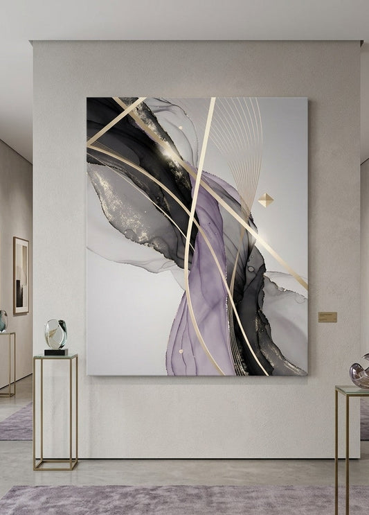 Décoration murale abstraite luxe avec textures fluides noir beige violet et lignes graphiques
