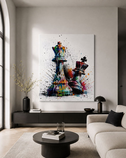 Tableau échecs street art roi et dame présenté dans un intérieur contemporain graphique aux tonalités neutres
