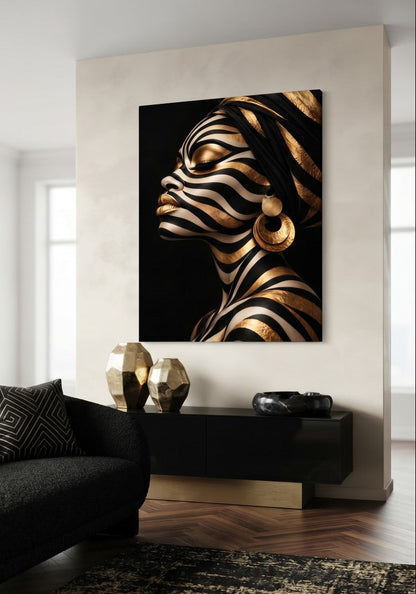 Tableau femme noir et or Zébra Gold présenté dans un salon contemporain aux tons neutres
