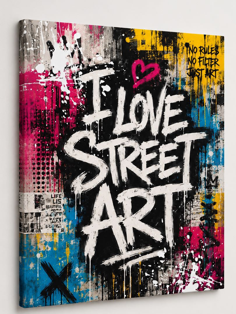 Tableau graffiti contemporain mêlant peinture urbaine, effets de bombe aérosol et typographie monumentale.
