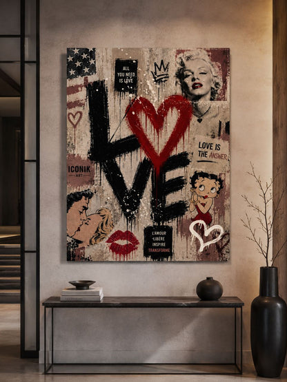 Tableau Love street art installé dans un intérieur contemporain au style urbain et graphique
