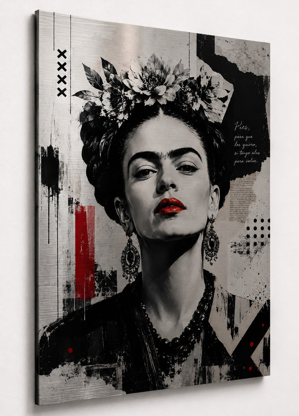 Tableau métal Frida Kahlo noir et blanc sur aluminium brossé avec détails rouges et rendu contemporain
