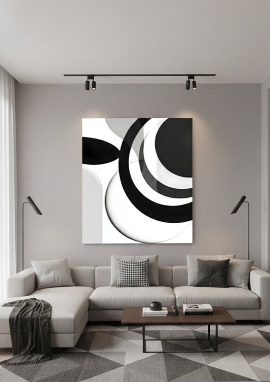Tableau minimaliste noir et blanc en intérieur contemporain
