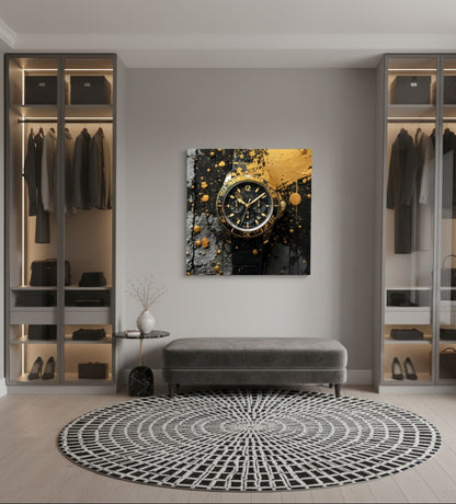Tableau montre noir et or accroché dans un bureau moderne chic
