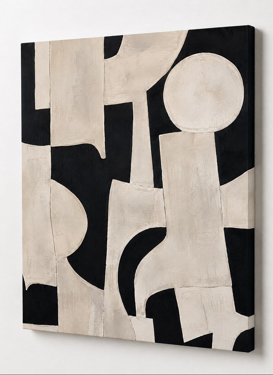 Tableau noir et beige minimaliste composé de courbes et formes libres sur fond contrasté, pour une décoration murale contemporaine.

