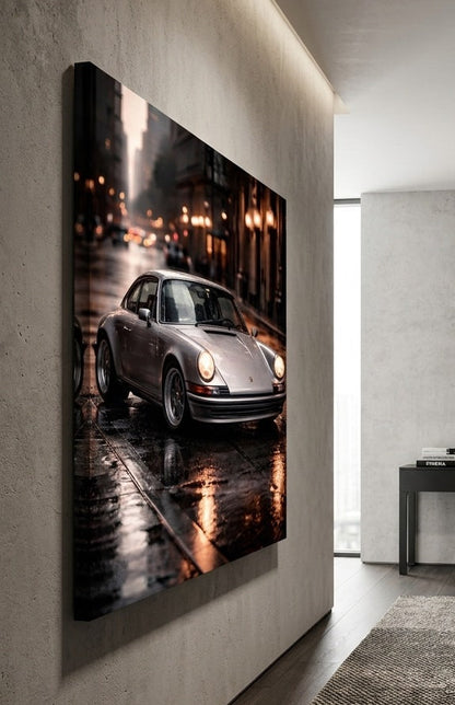 Détail mettant en valeur les lignes iconiques, les phares et les reflets de la Porsche 911 Carrera
